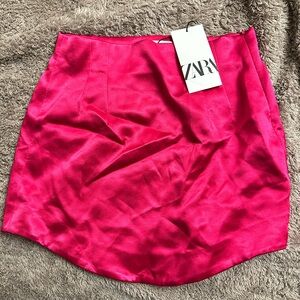 NWT. ZARA skirt